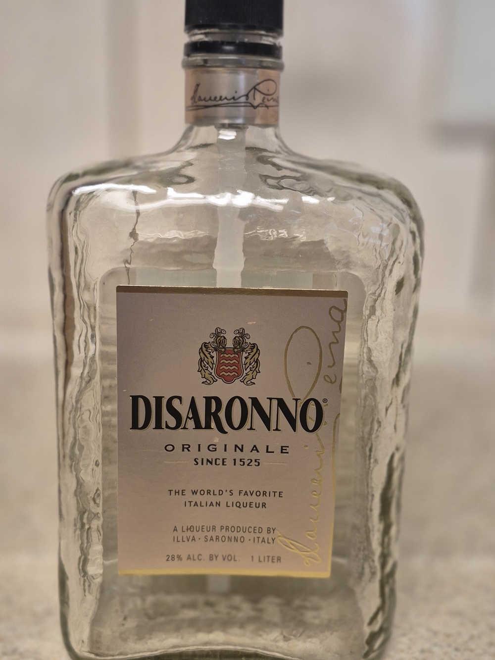 Disaronno Originale Amaretto Liqueur - Clear Glass Bottle
